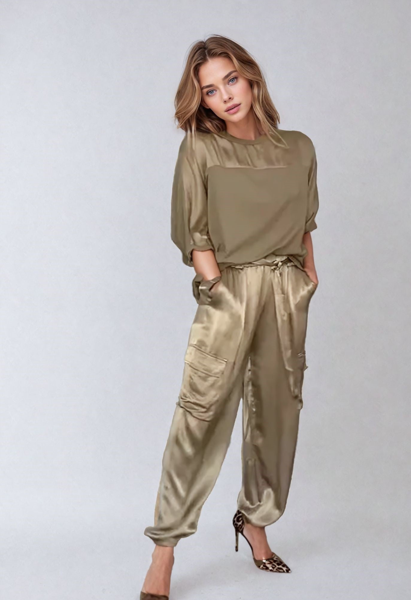 Corinna | Completo in raso versatile