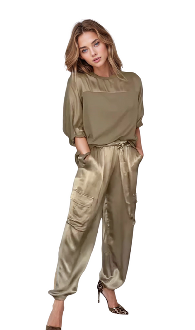 Corinna | Completo in raso versatile