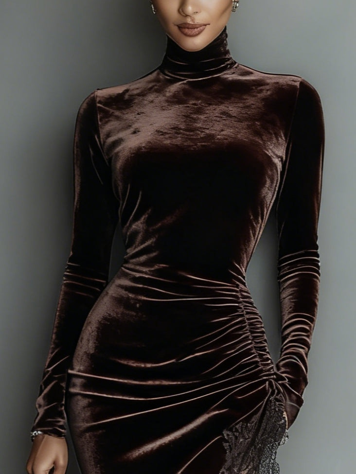 Isabella™ - Abito Maxi Fitted in Velluto Cioccolato con Orlo Irregolare in Pizzo